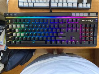（分類：）位於 。 由 ryanttchan123 提交（商品編號 1013215922，圖片 1）。簡介： 。