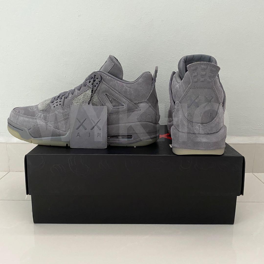 Nike air jordan discount retro 4 kaws