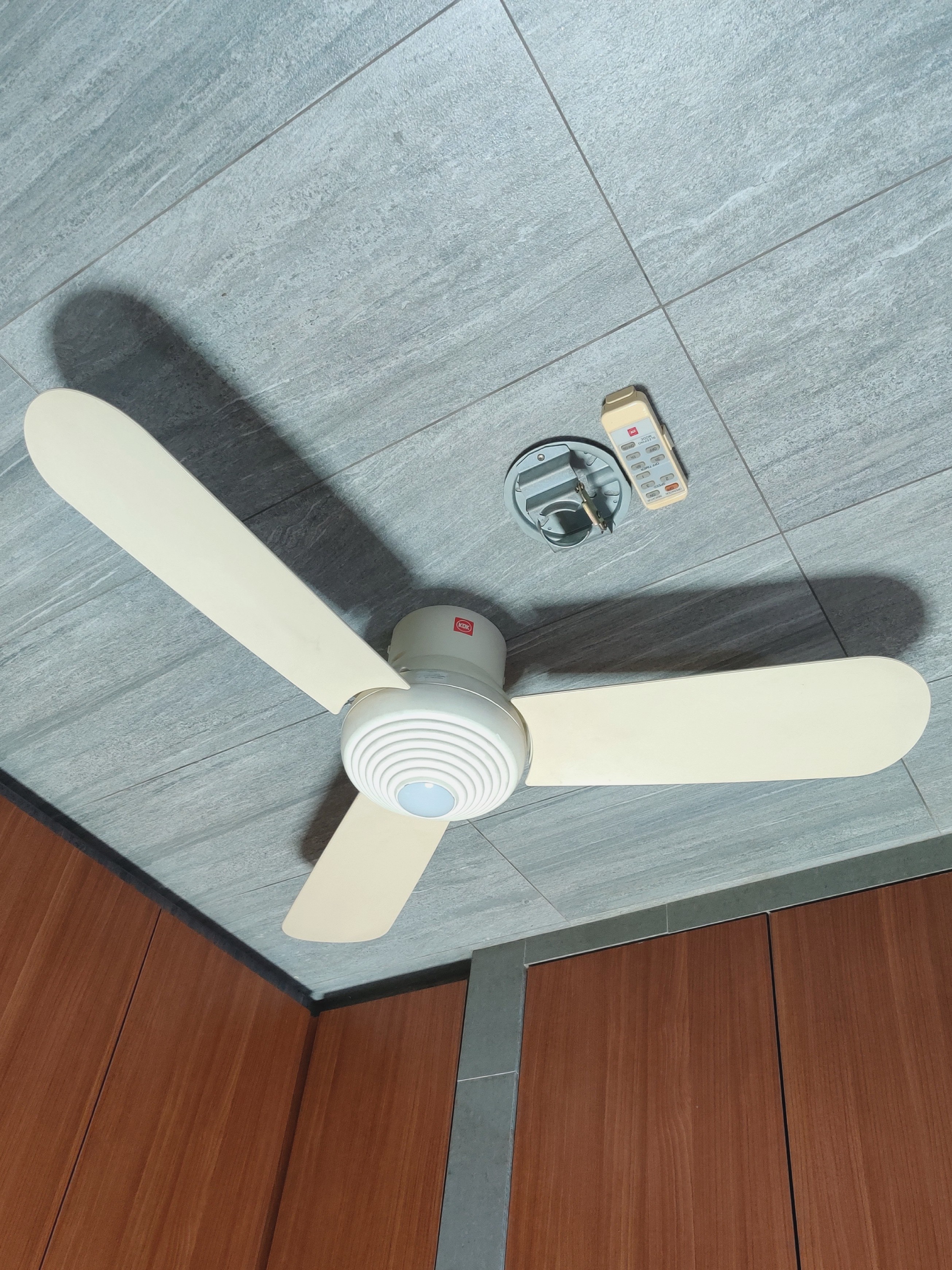 KDK Ceiling Fan A11YS with remote, Furniture & Home Living, Lighting