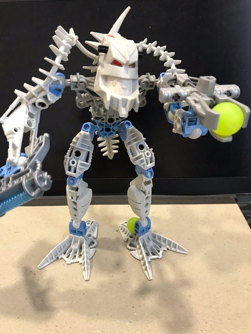 Lego Bionicle Piraka Thok, Hobbies & Toys, Toys & Games on Carousell