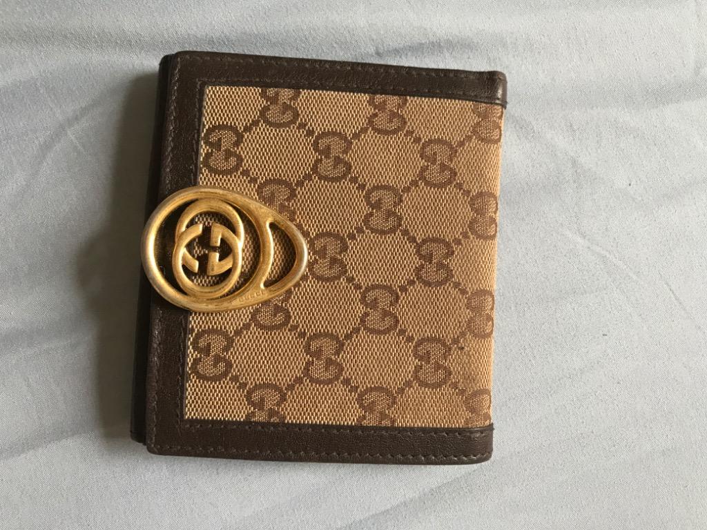 used gucci wallet