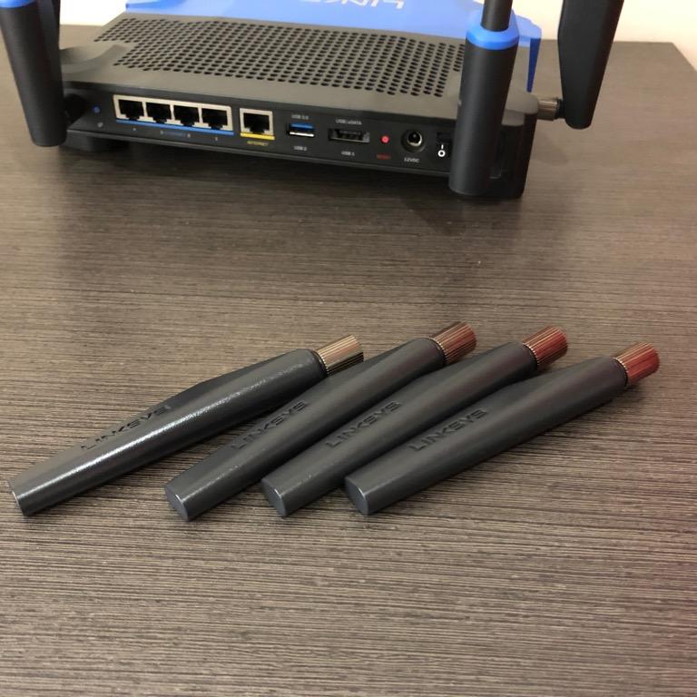 Linksys WRT1900AC AC1900 DualBand WiFi Router + High Gain Antennas