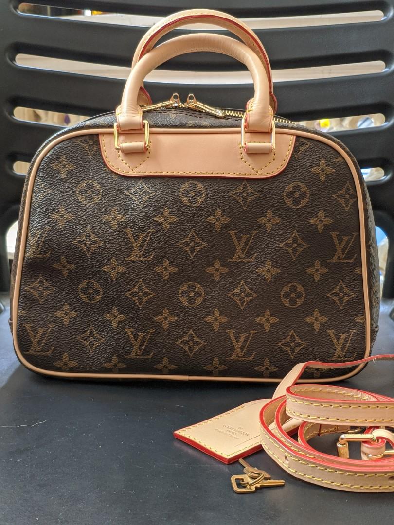 Louis Vuitton Trouville Handbag 353197