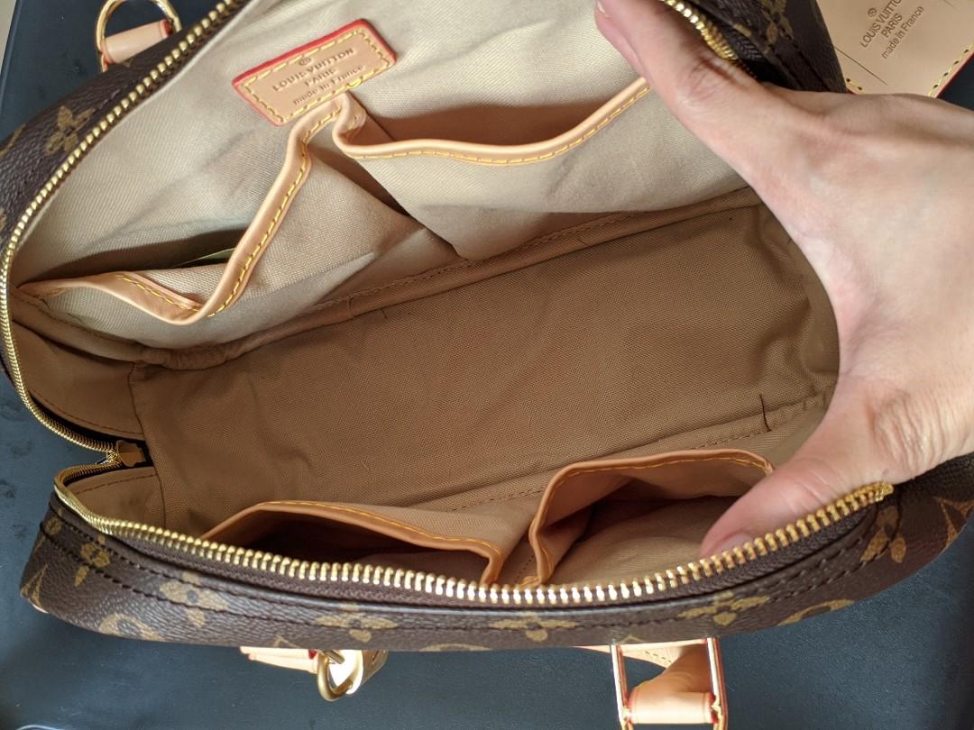 Louis Vuitton Trouville Handbag 353577