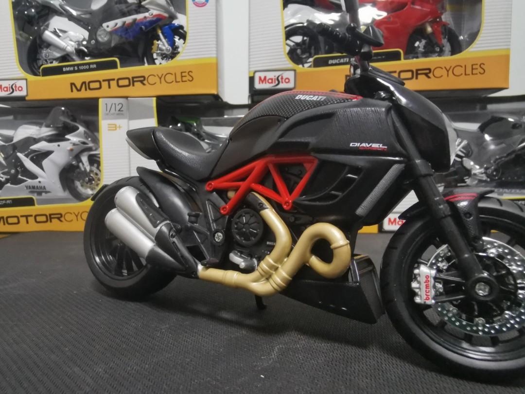 maisto ducati diavel carbon