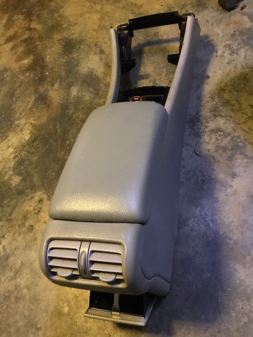 Mercedes w203 center console, Auto Accessories on Carousell