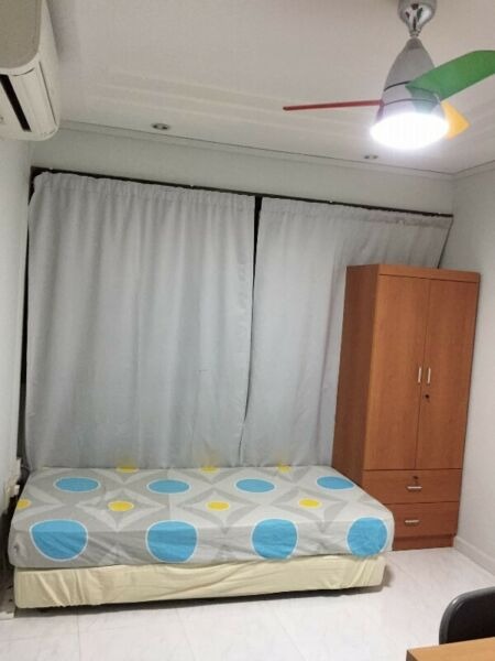 Near Toa Payoh MRT! Common room at 156 Lorong 1 Toa Payoh for rent! Aircon wifi!
