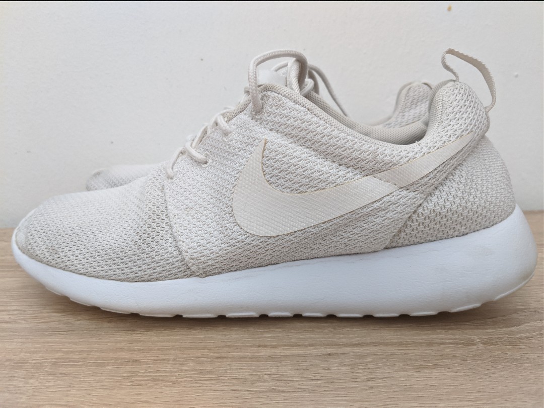 triple white roshe