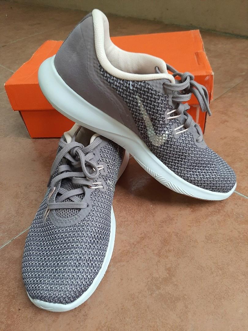 nike running shoes original