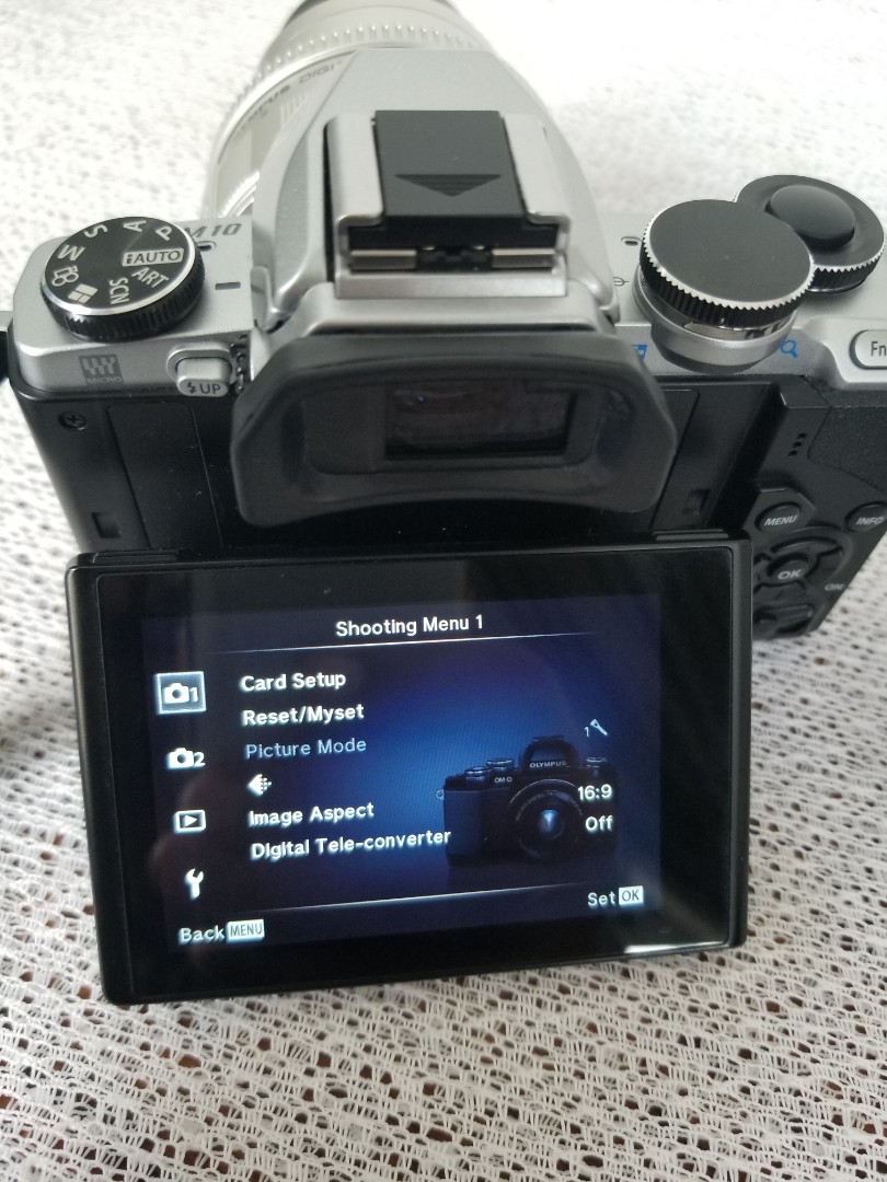Olympus WIFI Touchscreen camera with lens and accessories