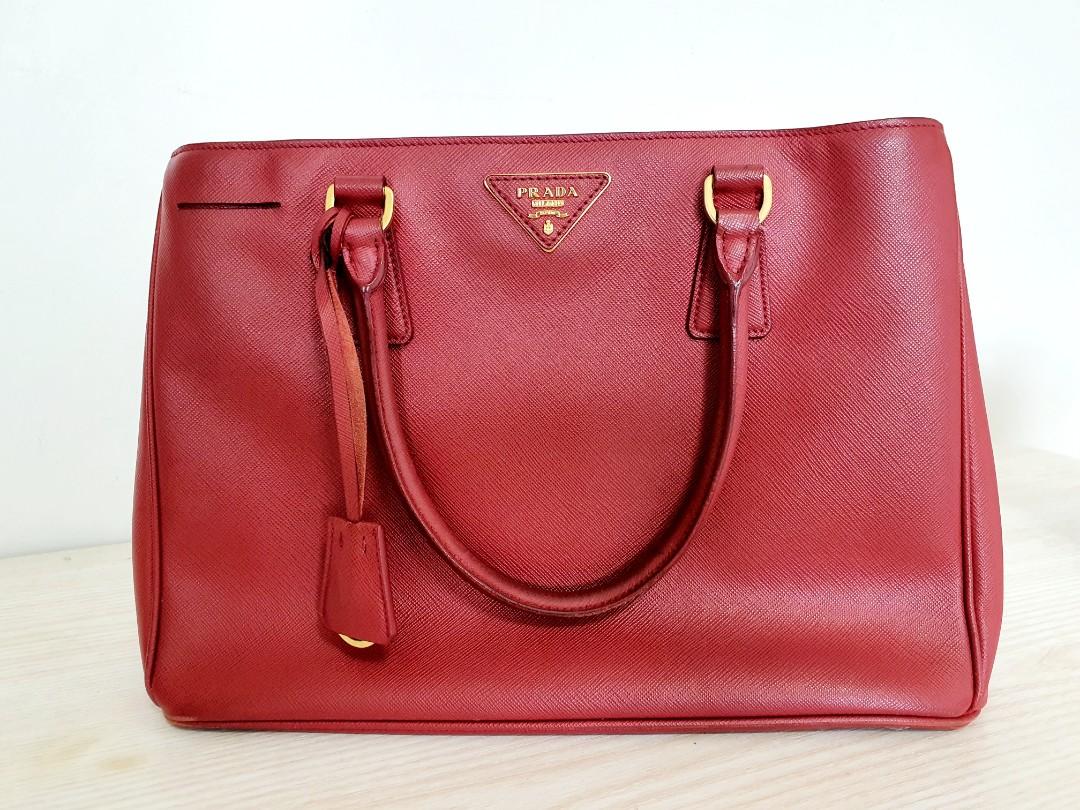 prada galleria medium saffiano leather bag