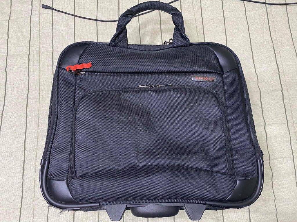 samsonite flight case