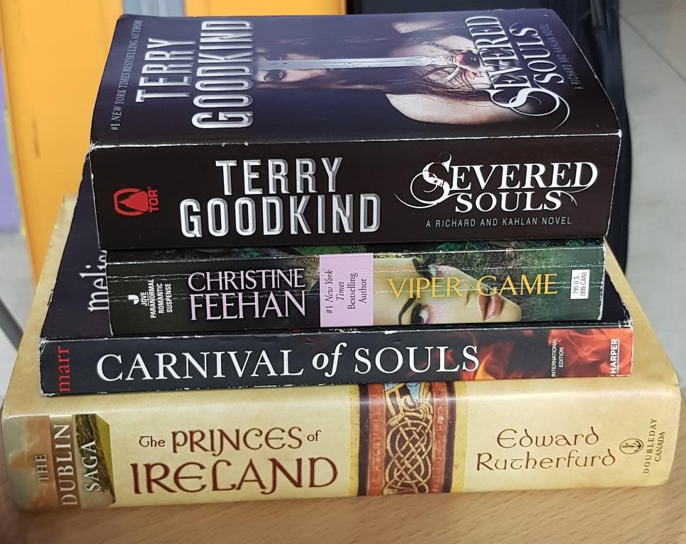 Set Book Preloved Books Pre Owned Books Books On Carousell