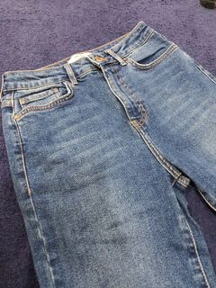 (Category: ) located in . Submitted by wardrobe_maniac__ (Listing ID 1013311000, Image 1). Description: .