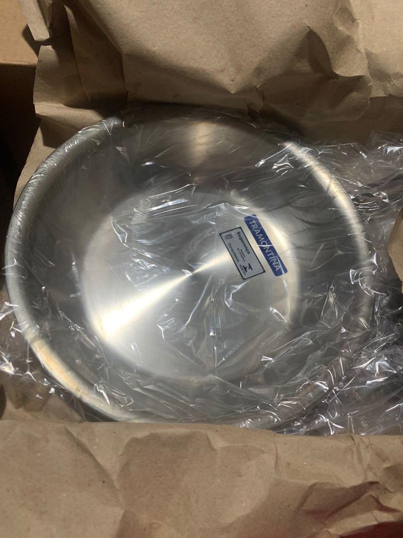 tramontina cookware set (Category: Spice & Seasoning) located in Manila. Submitted by simplyameerah (Listing ID 1013376140, Image 1). Description: tramontina cookware set with cover good investment in terms of durability.