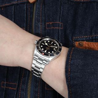 (Category: ) located in . Submitted by baosssssss (Listing ID 1013307786, Image 1). Description: .