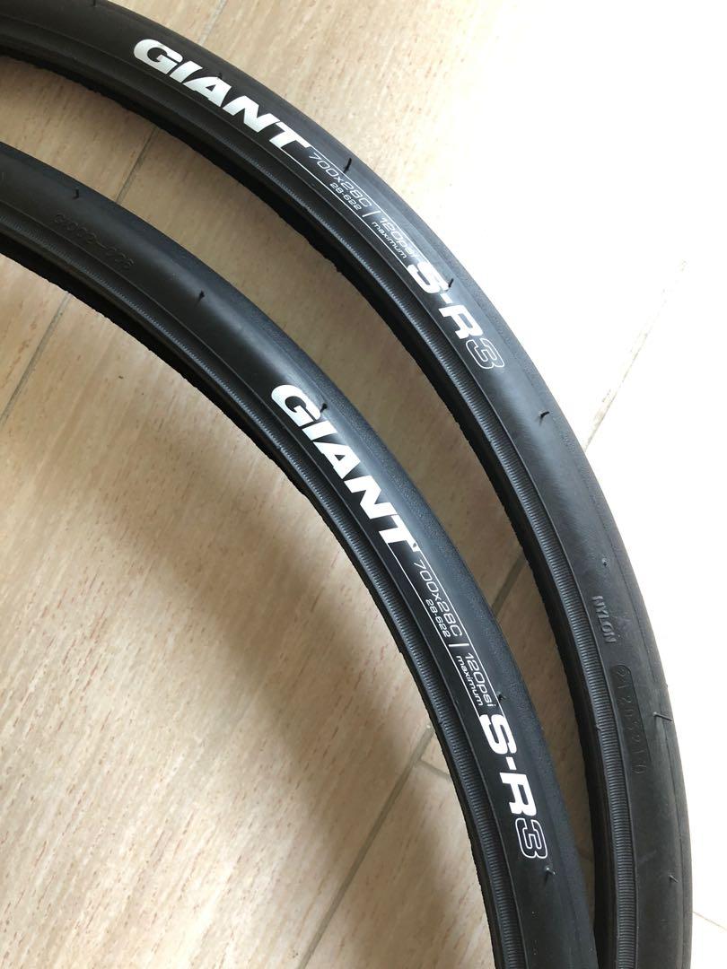 Two Giant S R3 road bike tires 700x28 NEW