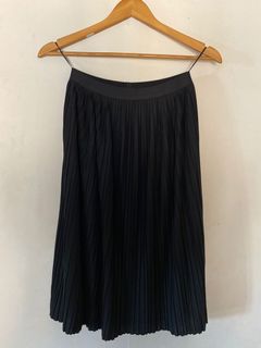 (Category: ) located in . Submitted by fusboutique (Listing ID 1013146832, Image 1). Description: .
