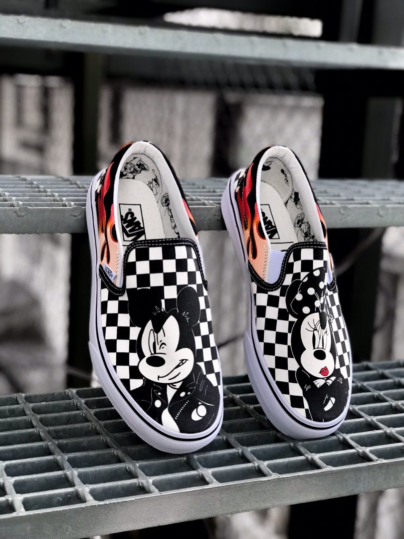 Slip on new arrivals vans mickey