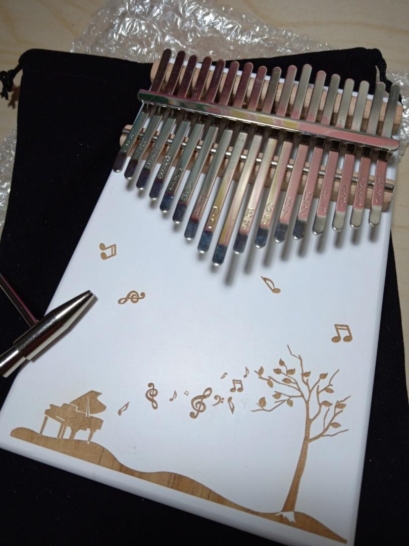 White kalimba top