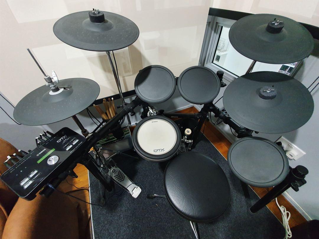 Yamaha Electronic Drum Set DTX 502, Hobbies & Toys, Music & Media