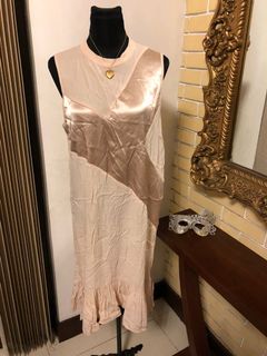 (Category: ) located in . Submitted by preloved_ramen21 (Listing ID 1013341178, Image 1). Description: .