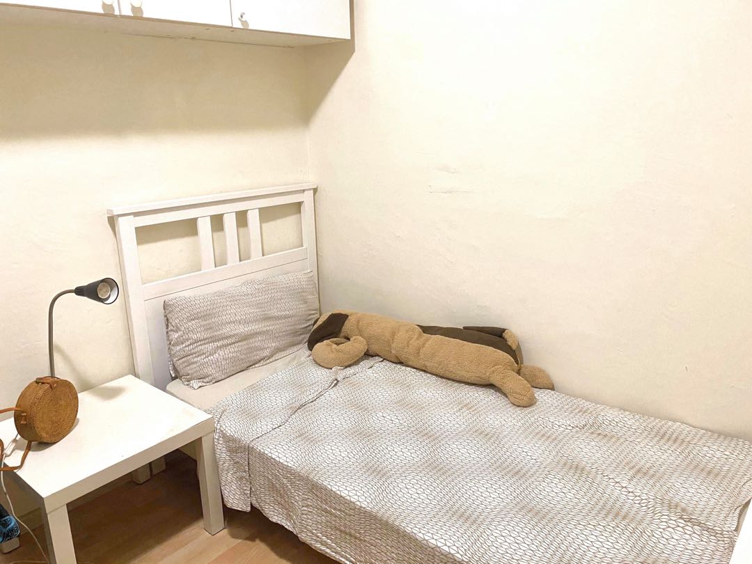 (Category: ) located in . Submitted by Ghost915 (Listing ID 1013503928, Image 1). Description: .
