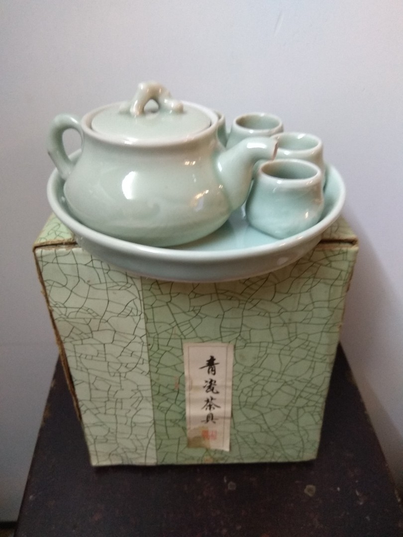 80年代中國宜興青瓷茶具套裝, 興趣及遊戲, 收藏品及紀念品, 古董收藏