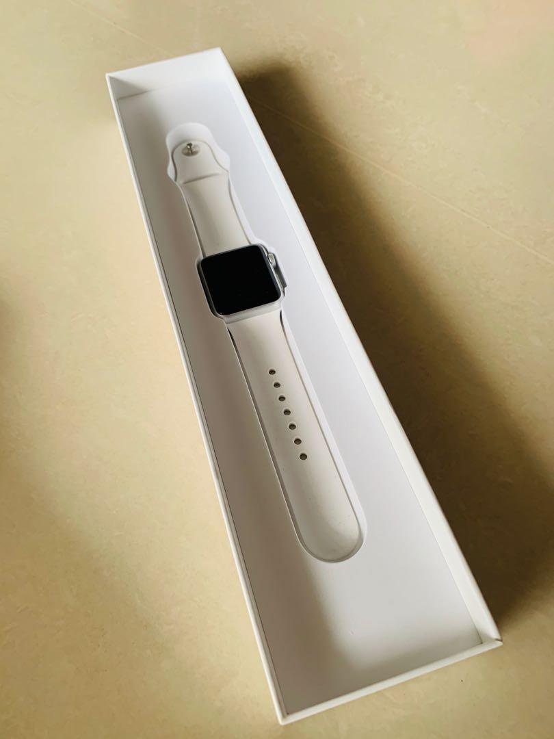 Apple Watch Series 1 38mm Silver Aluminium White Mobile Phones Gadgets Mobile Phones iPhone iPhone 12 Series on Carousell
