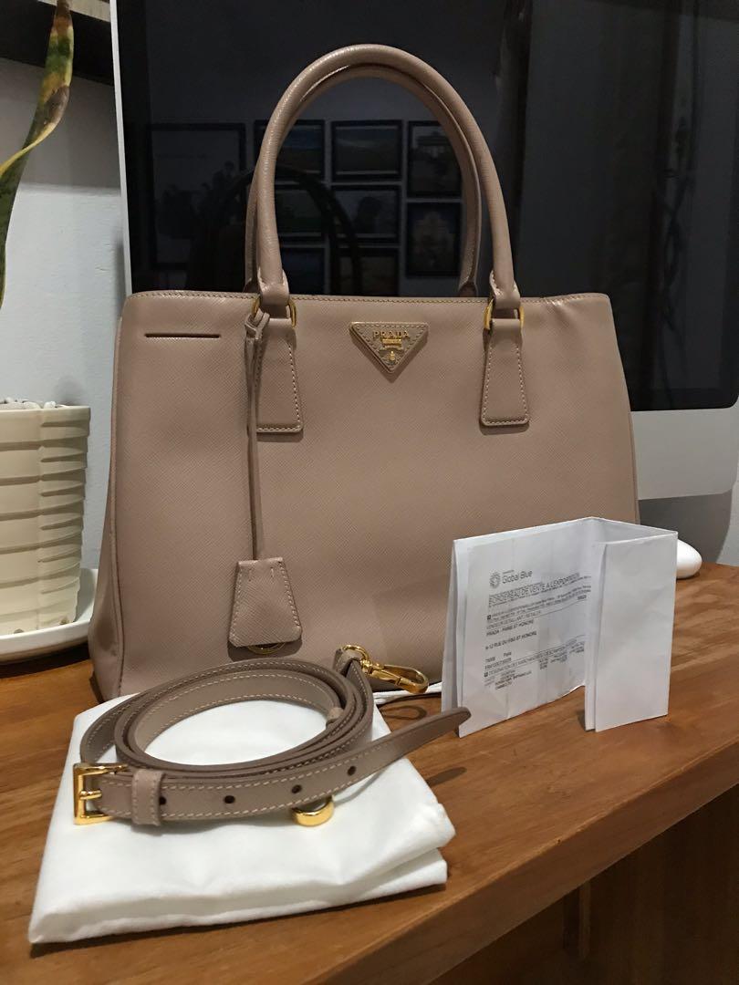Harga prada online saffiano original