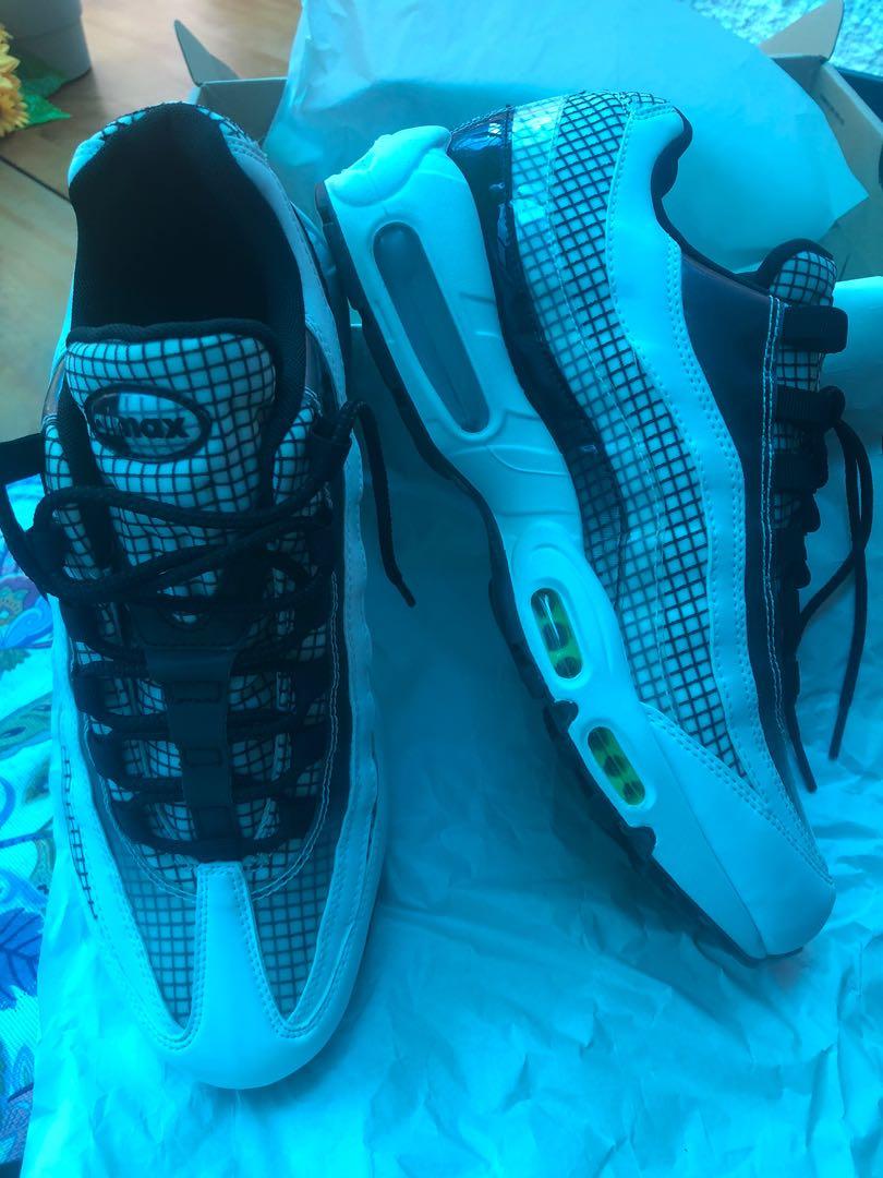 SELLING CHEAP Original Authentic Brand New Nike Air Max 95 LV8