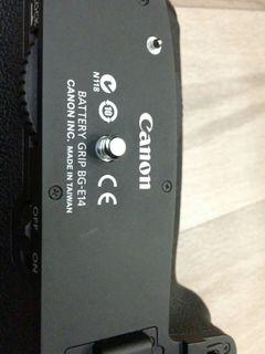 Canon 80D  battery grip