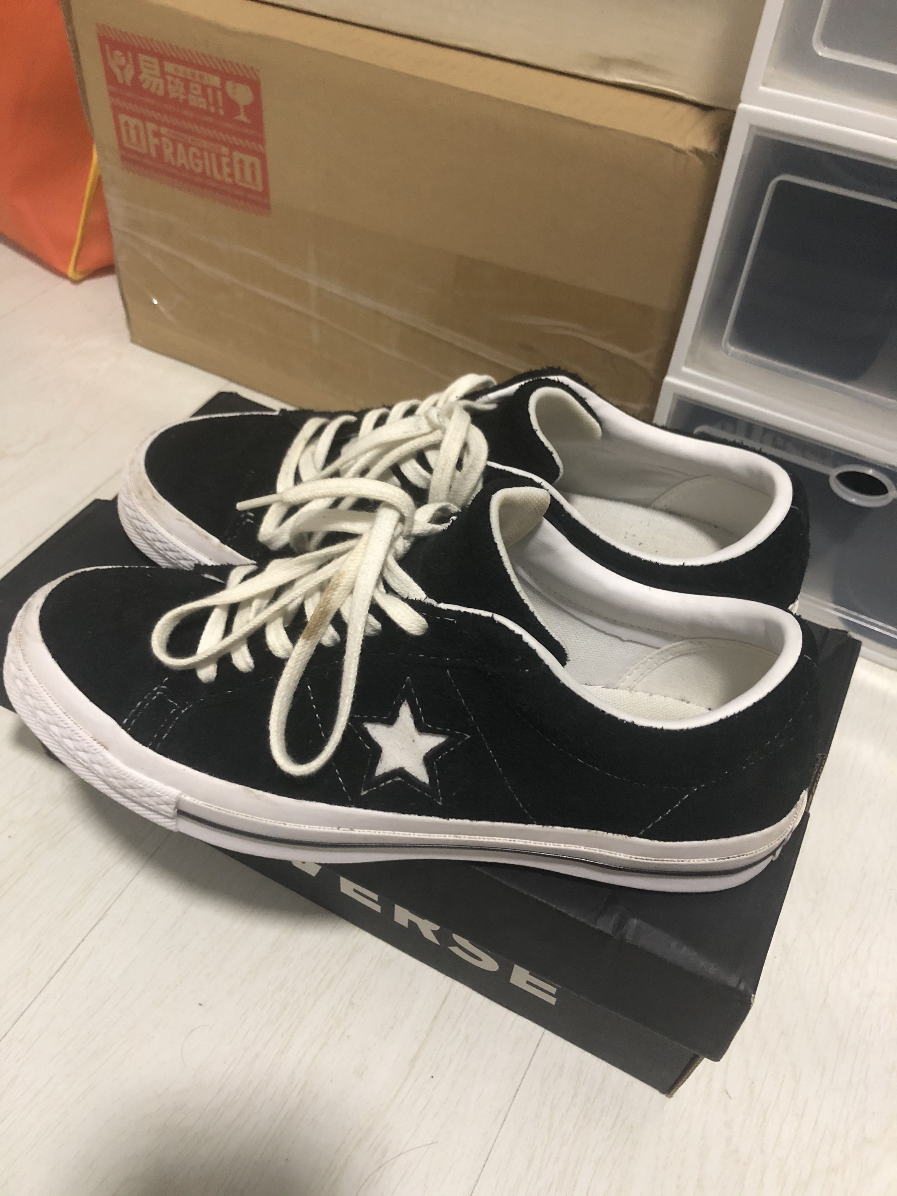 converse black one star ox