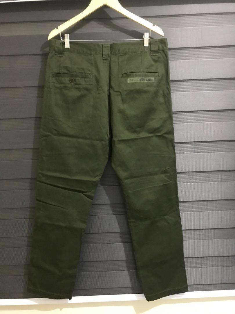 Fingercroxx Chino Pants Army Green, Men 
