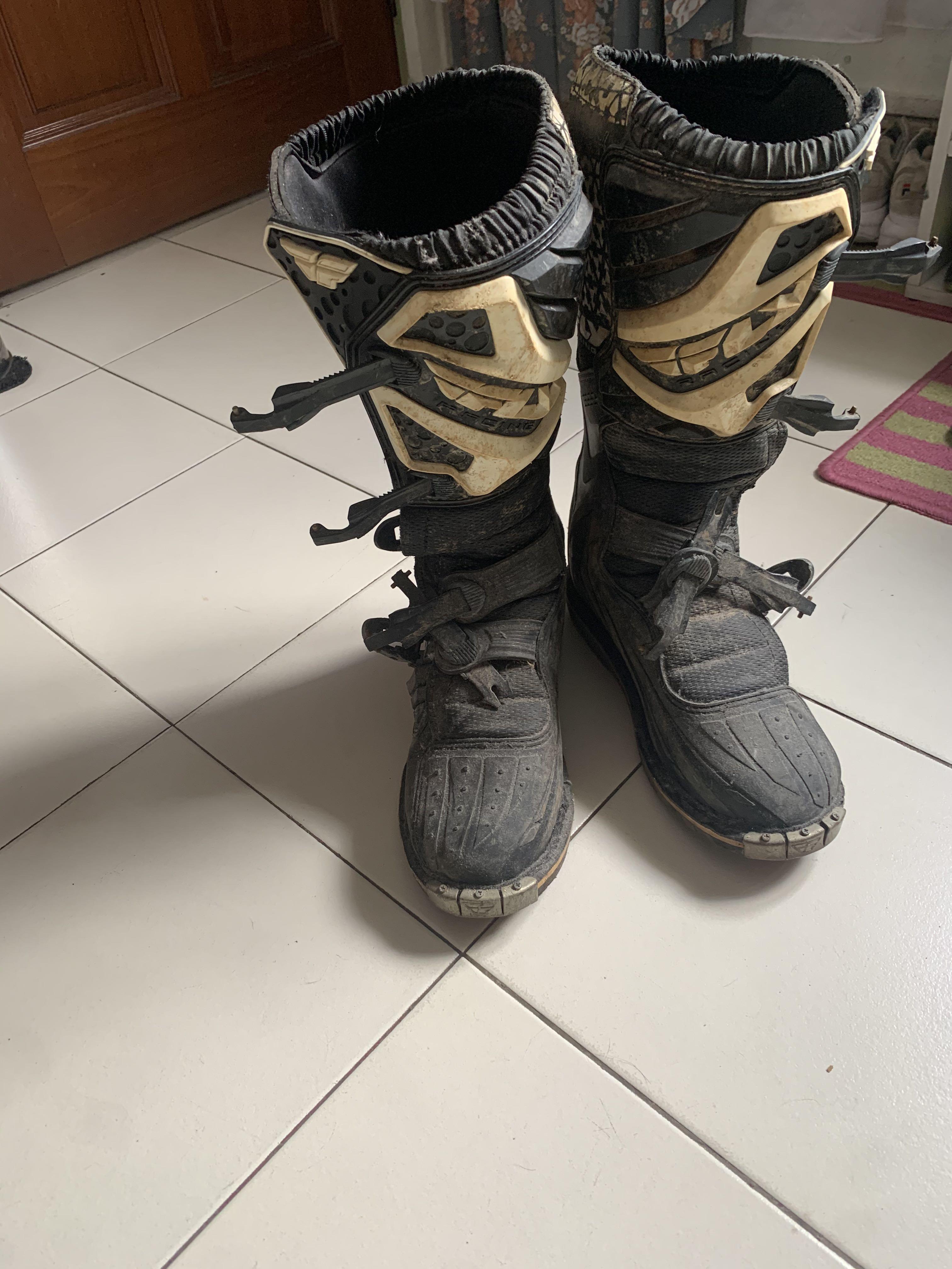 Maverik motocross clearance boots