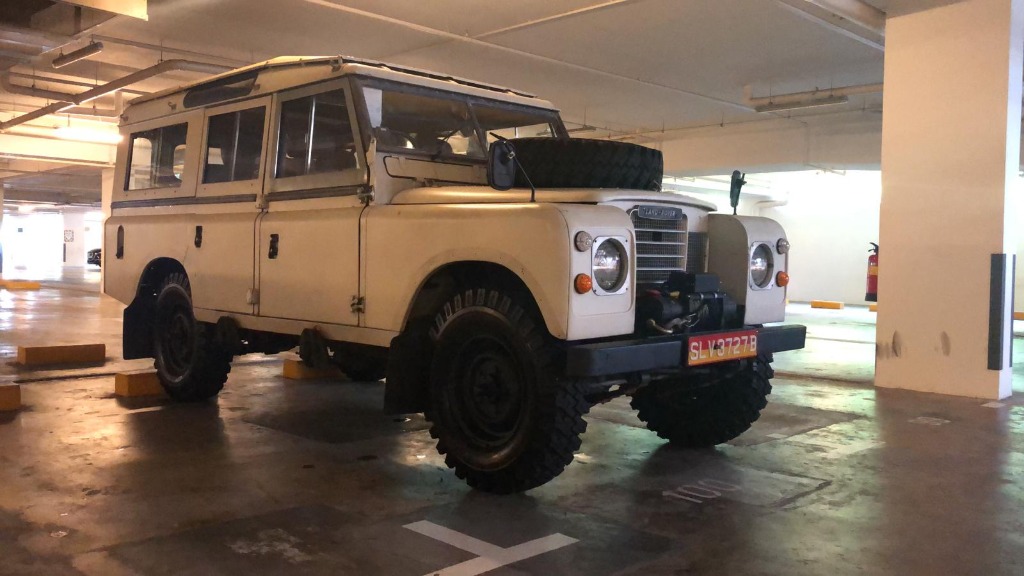 Land Rover Series 109 Classic Station Wagon