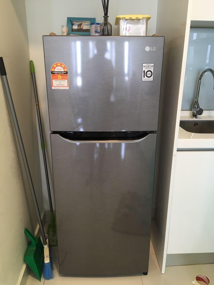 Lg 2 Door Fridge 205l Smart Inverter Lg Gnb202sqbb Kitchen Appliances On Carousell