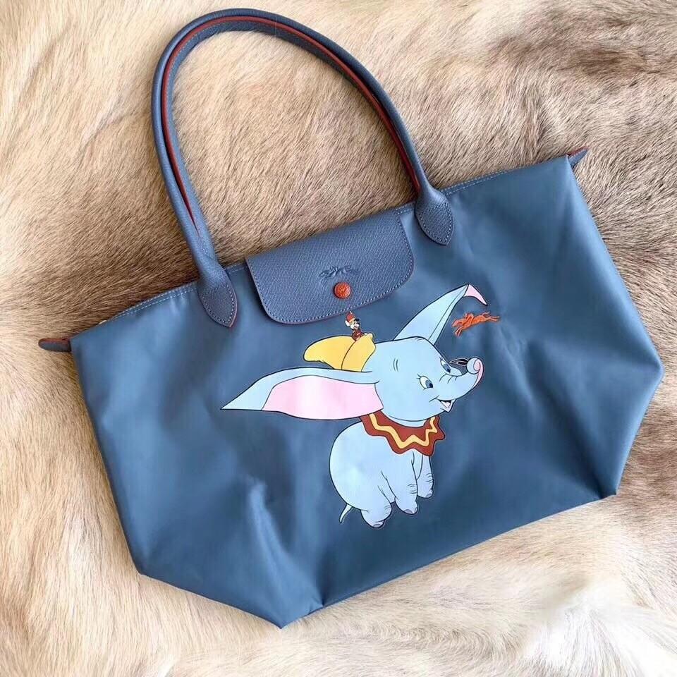 longchamp large tote size