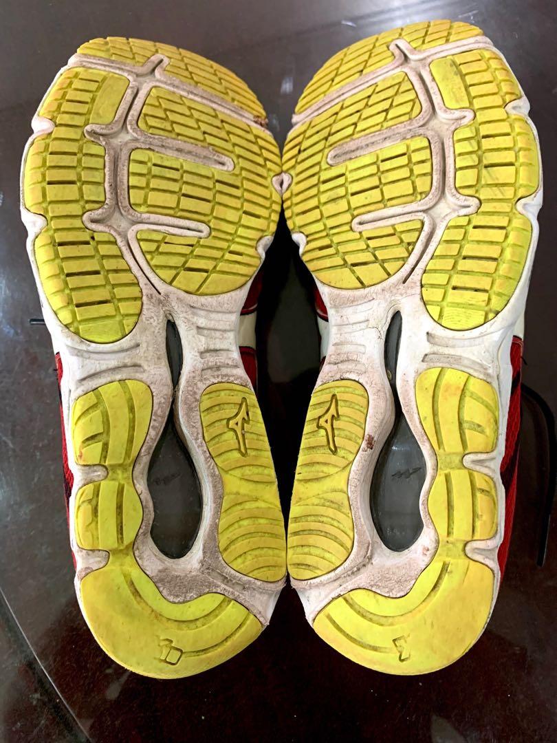 Mizuno Wave Hitogami 3 Men US 9