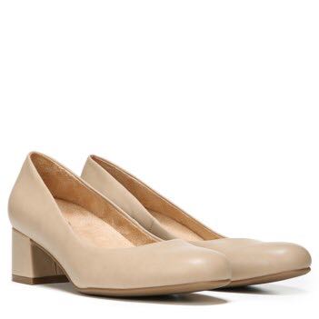 Naturalizer donelle sales pumps