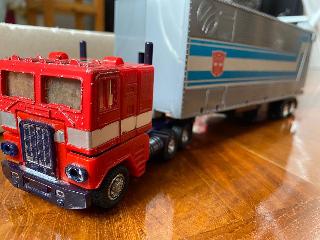 Optimus Prime （分類：按摩紓緩用品）位於 Hong Kong。 由 ricky810 提交（商品編號 1013463521，圖片 1）。簡介： 有盒，冇咗對拳頭 第一代，30+ years old。