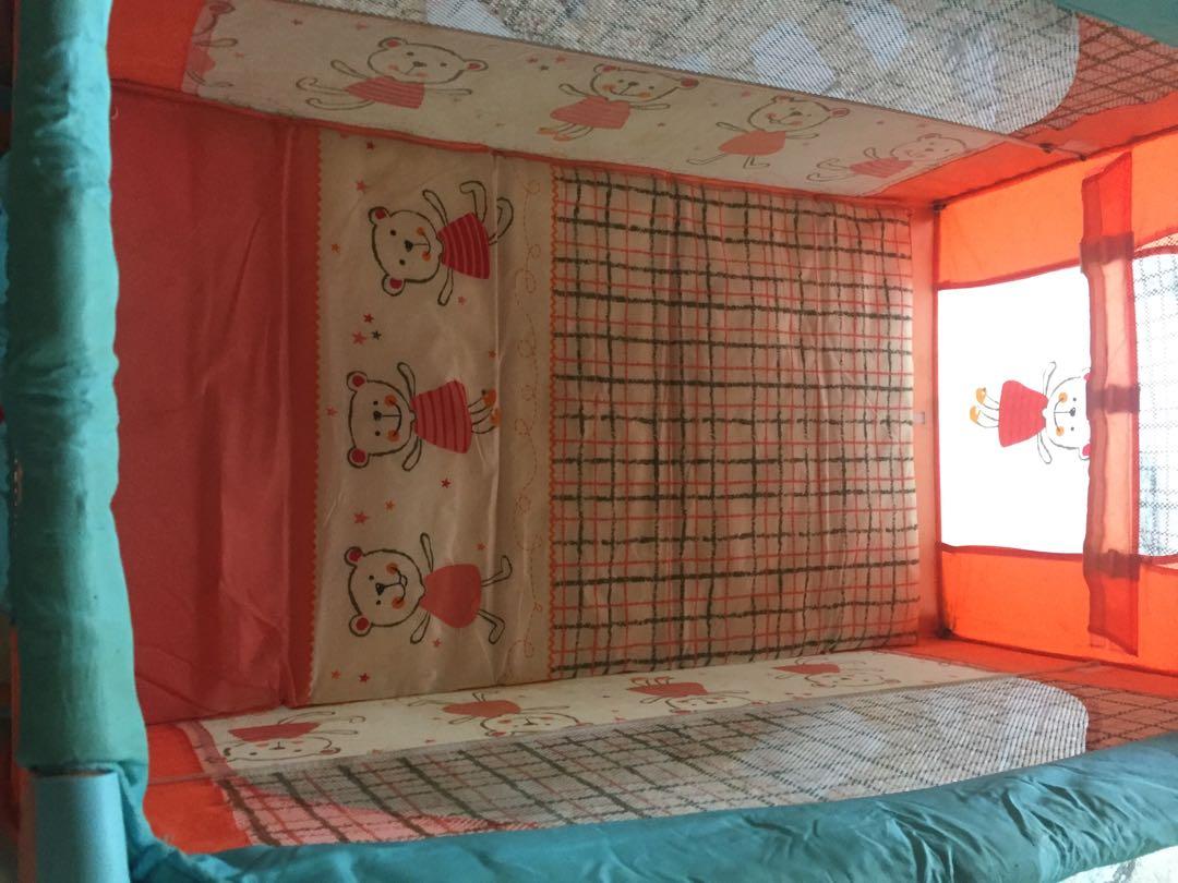 Preloved crib (Category: Other Babies Going Out Needs) located in Mandaue City. Submitted by ansshop.ph (Listing ID 1013441266, Image 3). Description: In good condition Ohand Delivery fee shouldered by the buyer .