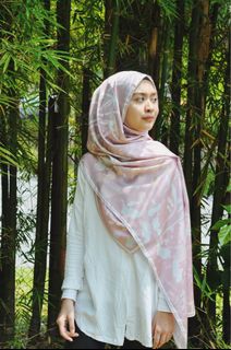 (Category: ) located in . Submitted by alya.warehouze (Listing ID 1013429978, Image 1). Description: .