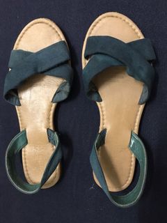 (Category: ) located in . Submitted by izzatihamzah (Listing ID 1013581020, Image 1). Description: .