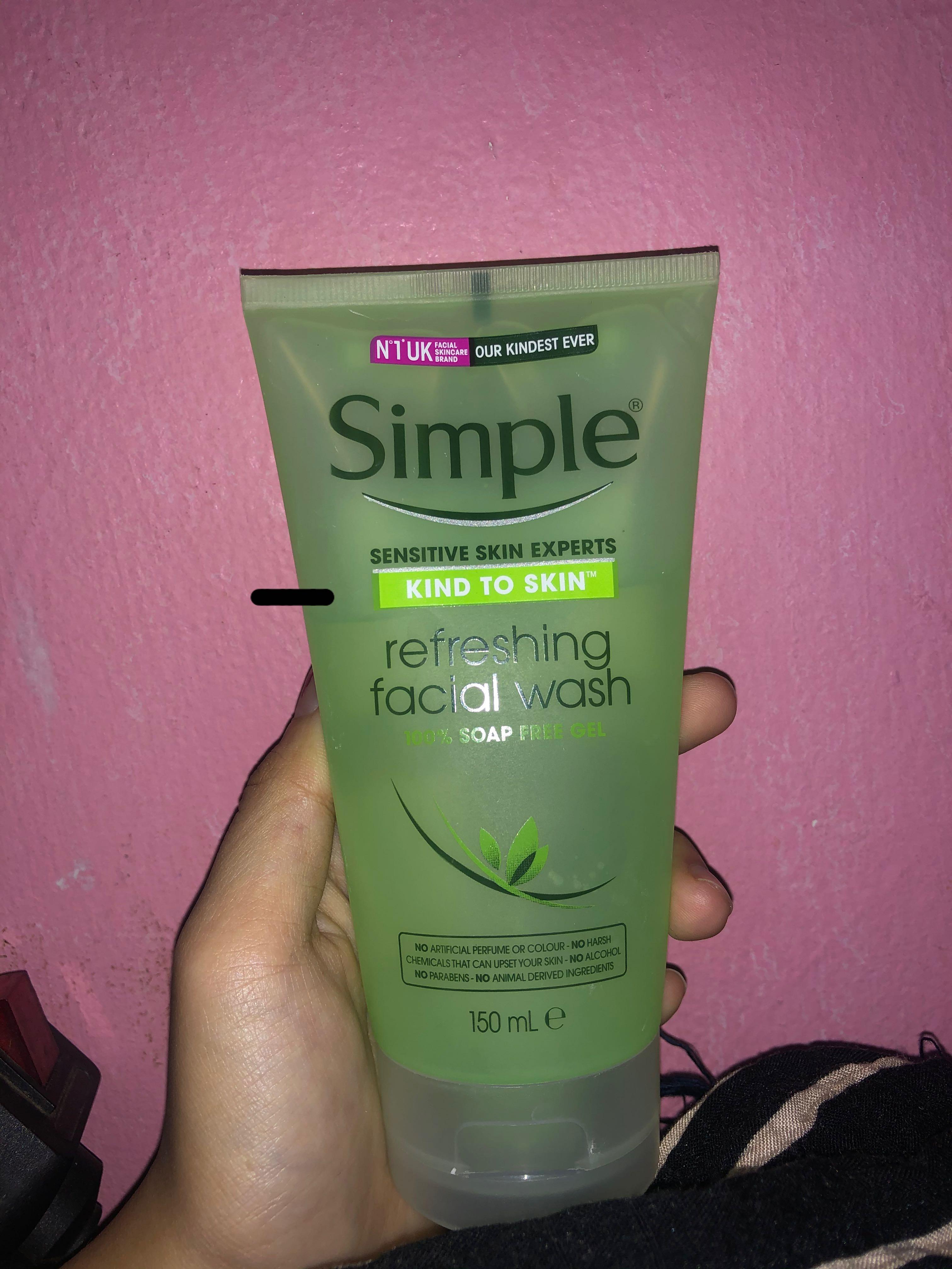 simple refreshing facial wash harga