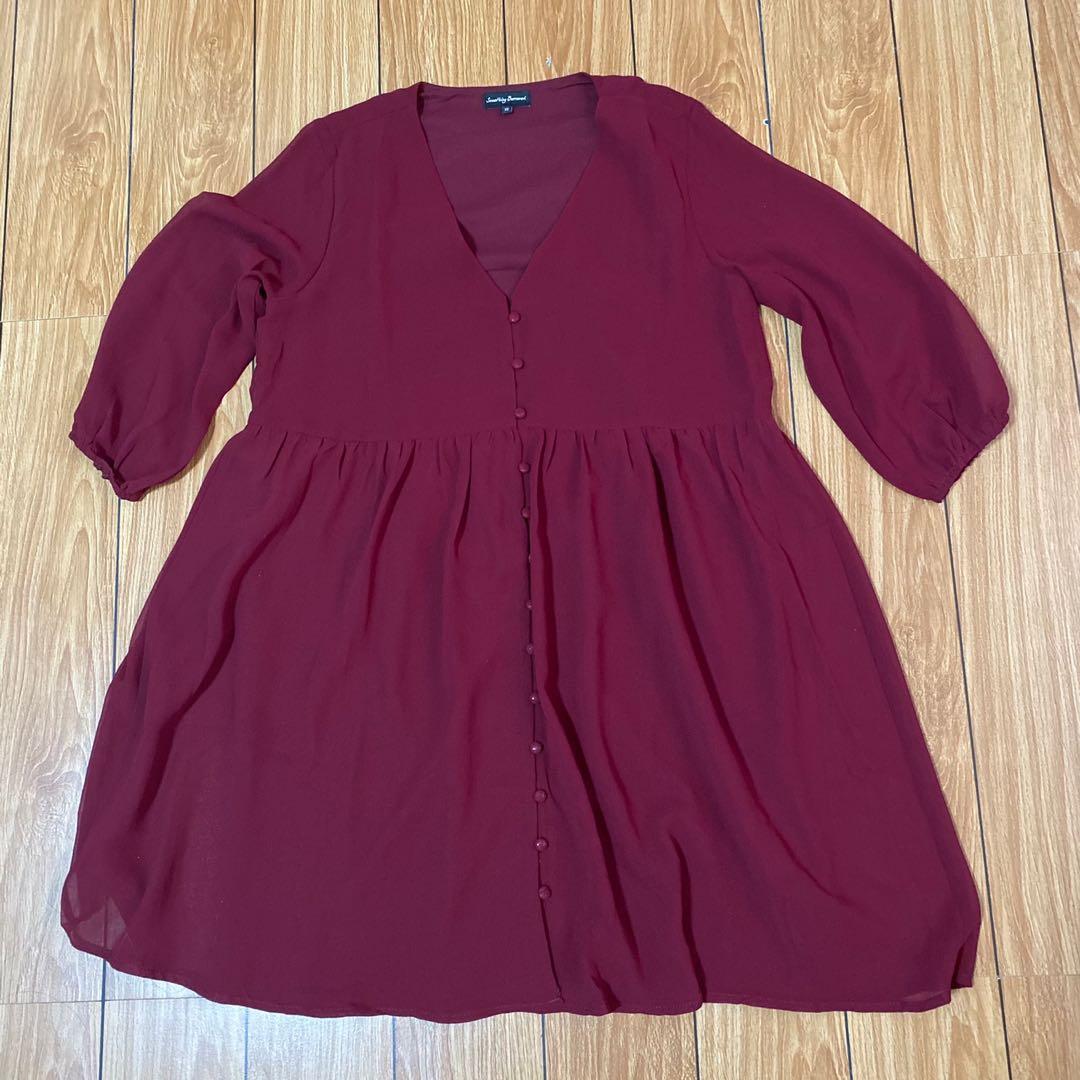 Something Borrowed Baby Doll Dress Maroon (Category: Dresses) located in Manila. Submitted by mlspreloved (Listing ID 1013483907, Image 1). Description: PLEASE READ! Size: XS. Too loose for me given na babydoll dress. Will fit best for S-M body types. Material: Chiffon. Brand new no tags. Sinukat lang. ‼️✨ LAST PRICE. NO HAGGLING. ✨‼️ I can give discount if you will buy more from my page. Payment: BDO online bank transfer. Shipping: Buyer will sh
