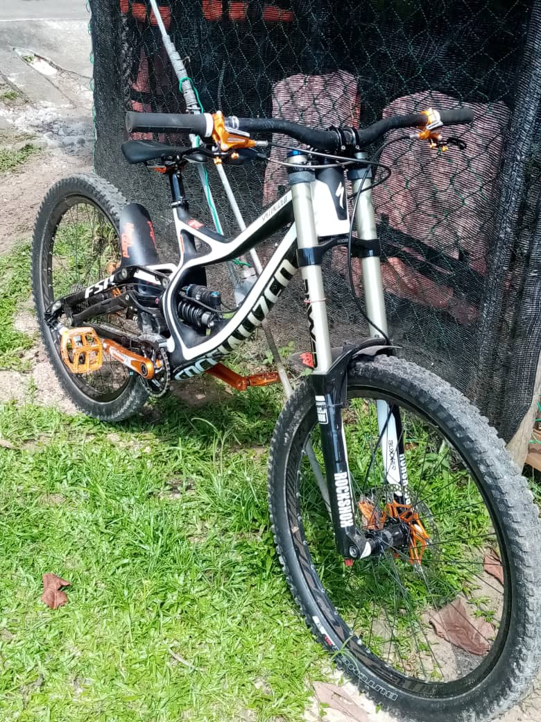 specialized fsr downhill bike