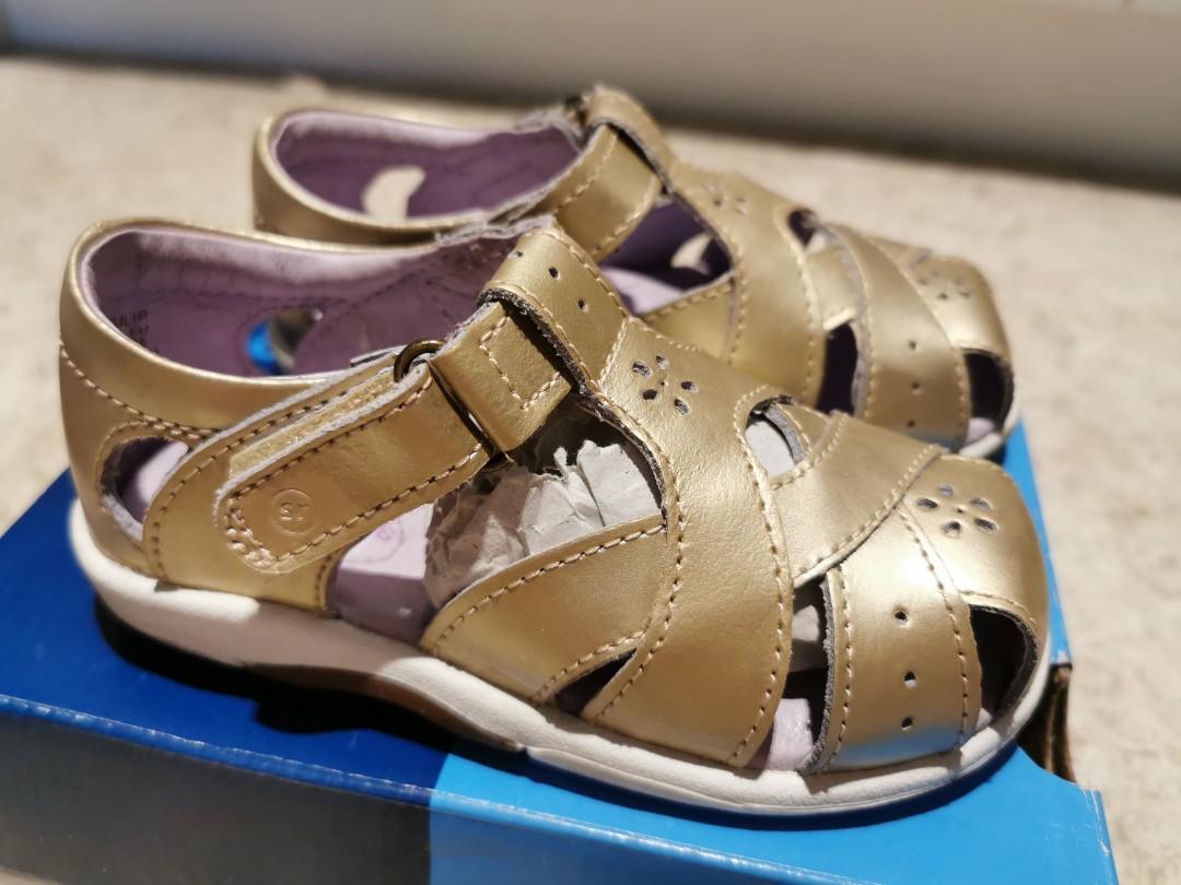 Stride rite srtech tulip sandal sales