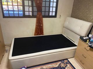 (Category: ) located in . Submitted by reya20 (Listing ID 1013589336, Image 1). Description: .