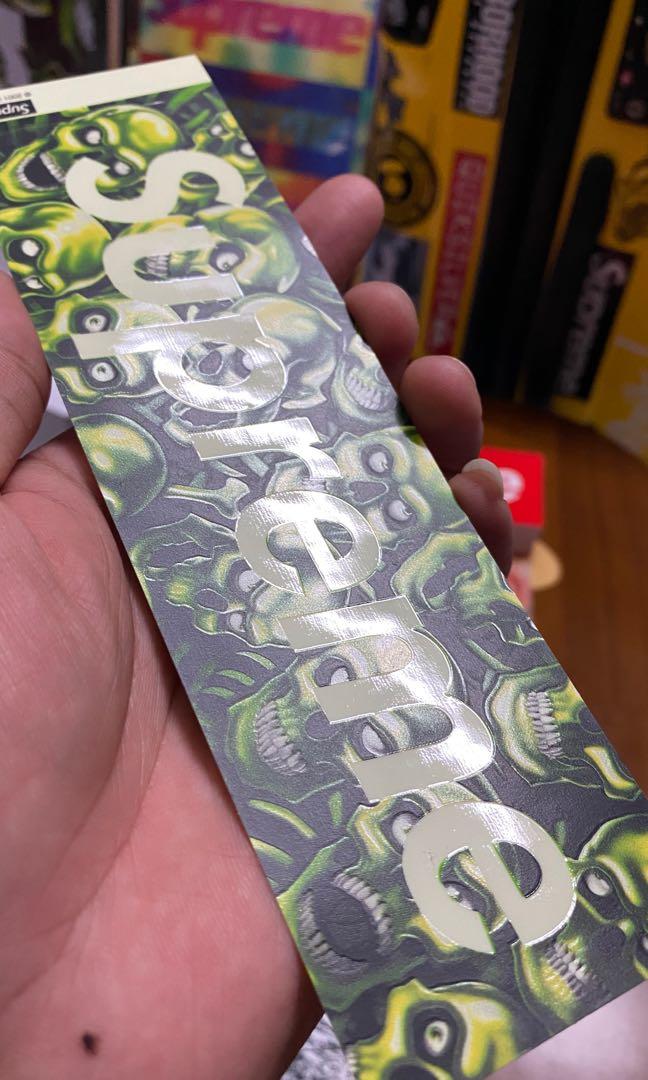 Supreme Box Logo Sticker Original RM10 RM149 Men s Fashion